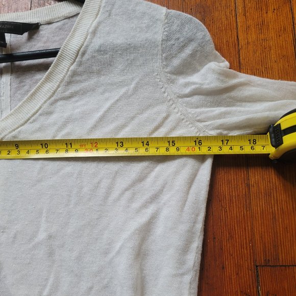 Split Hi-Low Hem Cream Sweater - sz XS - Picture 6 of 9